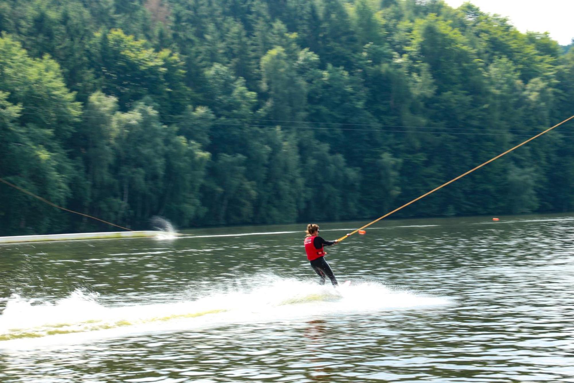 Fh "Baeren Ecke" Am See Im Hessischen Bergland Kirchheim  Eksteriør billede