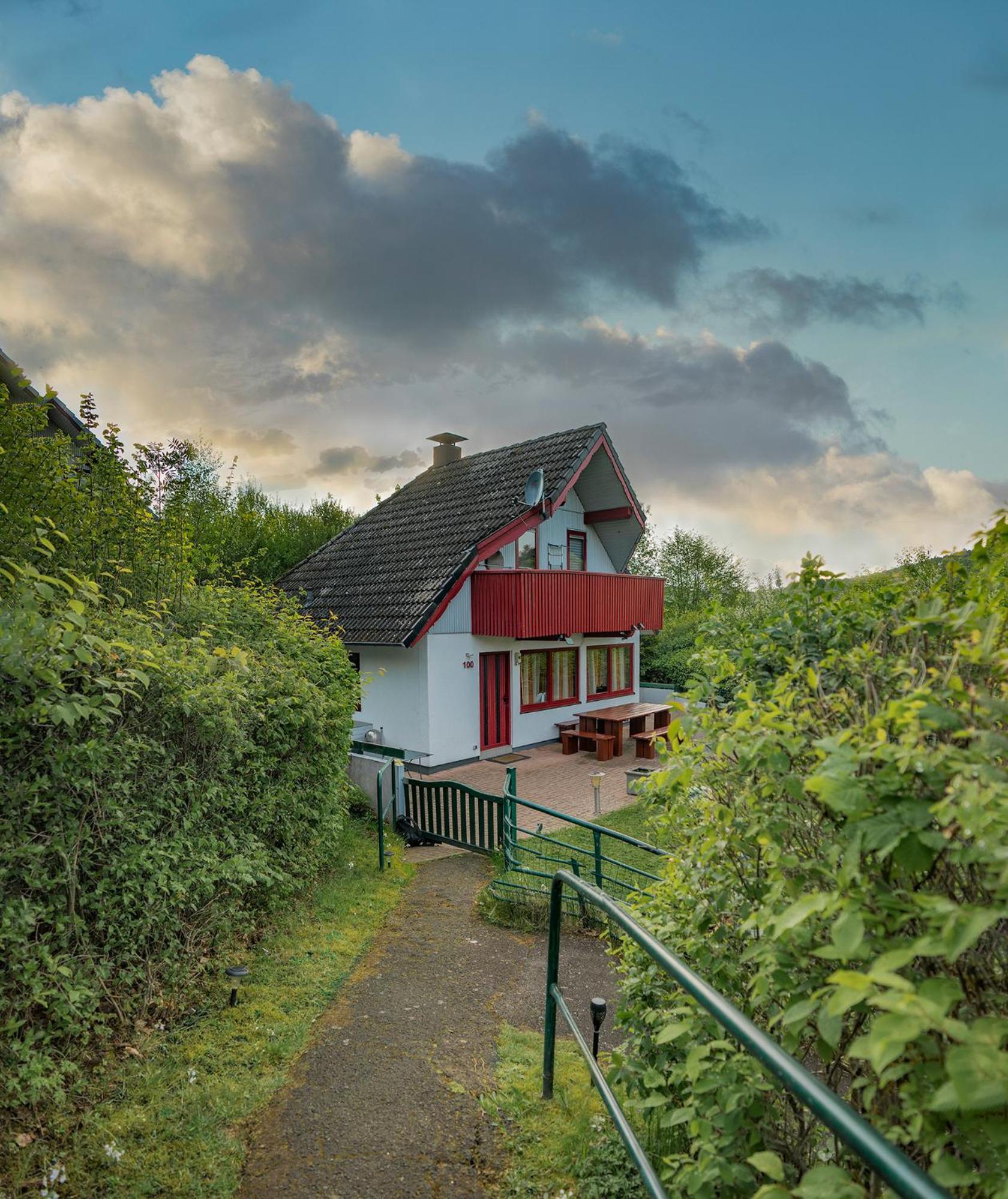 Fh "Baeren Ecke" Am See Im Hessischen Bergland Kirchheim  Eksteriør billede